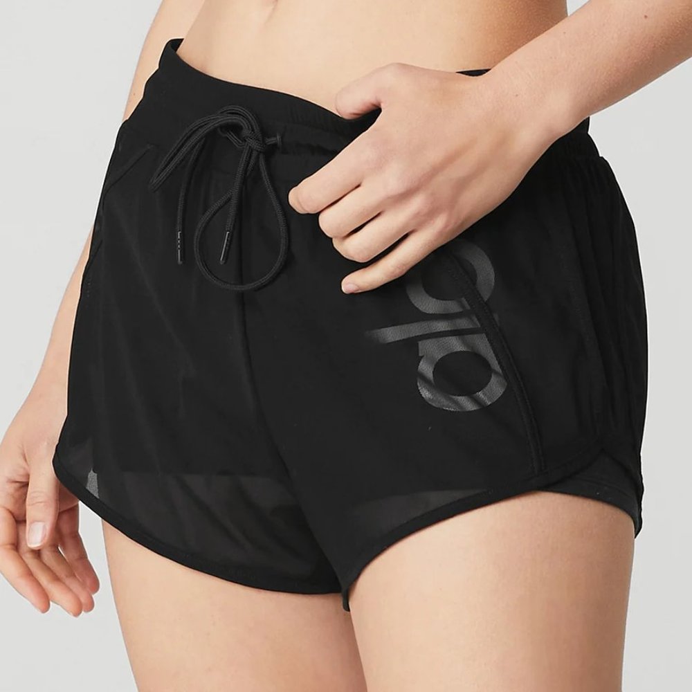 Alo Ambiance Shorts - Black